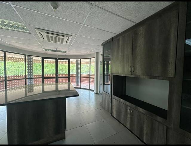 INDUSTRIAL PROPERTY TO RENT IN VORNA VALLEY